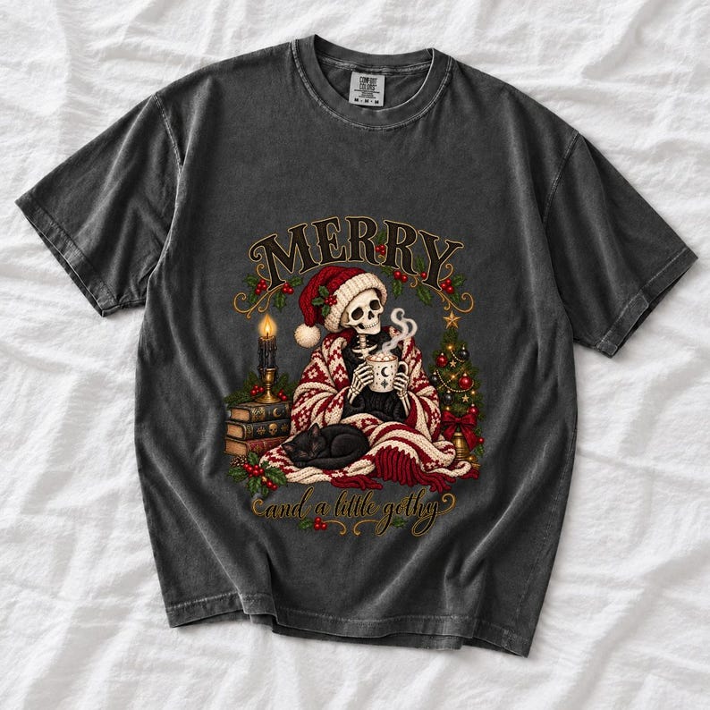 Готично-уютный скелет в колпаке «Merry and a Little Gothy»