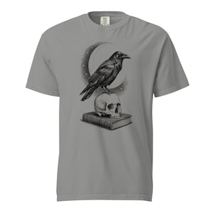 Rabenschädel-Shirt, Edgar Allan Poe Raben-T-Shirt, Comfort Colors Gothic Raben-T-Shirt, Mondkrähen-Shirt, Nevermore Raben-T-Shirt Bild 1