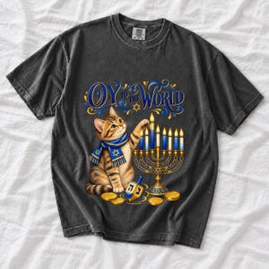 Кот и менора «Oy to the World»