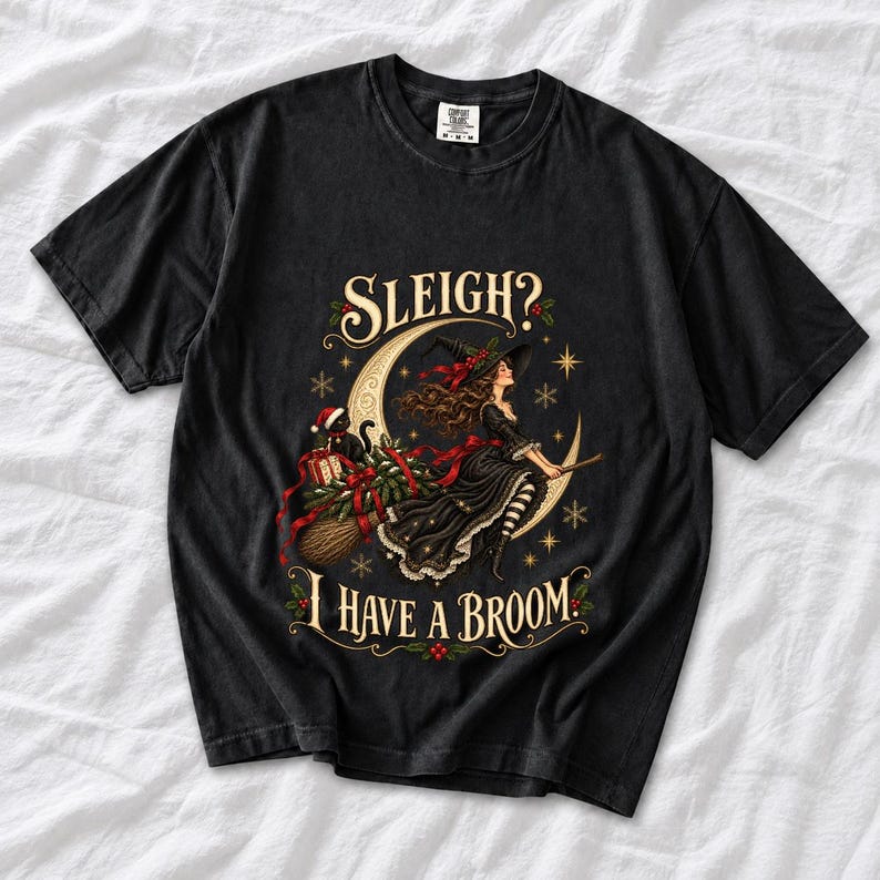 Ведьма на метле везёт ёлку «Sleigh? I Have a Broom.»