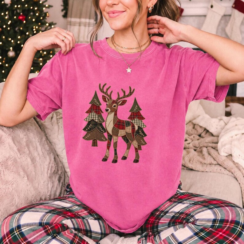 Comfort Colors Plaid Reindeer Christmas Shirt, Patchwork Reindeer Tee, Rustic Christmas Deer T-shirt, Farmhouse Reindeer Holiday Shirt