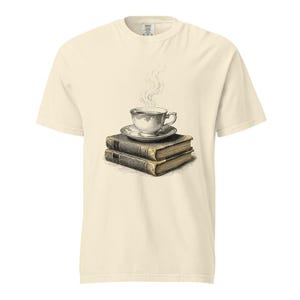 Camiseta de té y libros, camiseta estilo cottagecore para amantes del té, camiseta Comfort Colors para amantes de los libros con diseño de taza de té, camiseta para amantes de los libros imagen 4