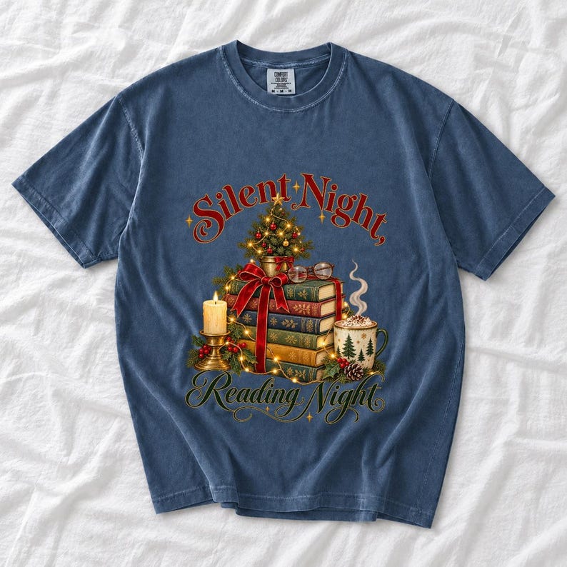 Стопка рождественских книг «Silent Night, Reading Night»