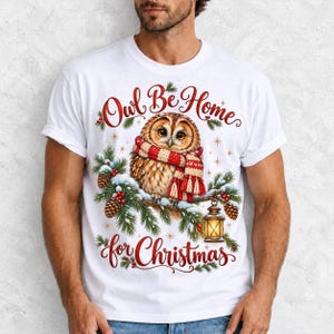 Сова в вязаном шарфе в снегу «Owl Be Home for Christmas»