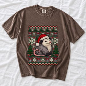 «Уродливый свитер» с опоссумом (faux knit)