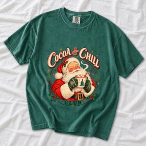 Ретро-Санта «Cocoa & Chill Club»