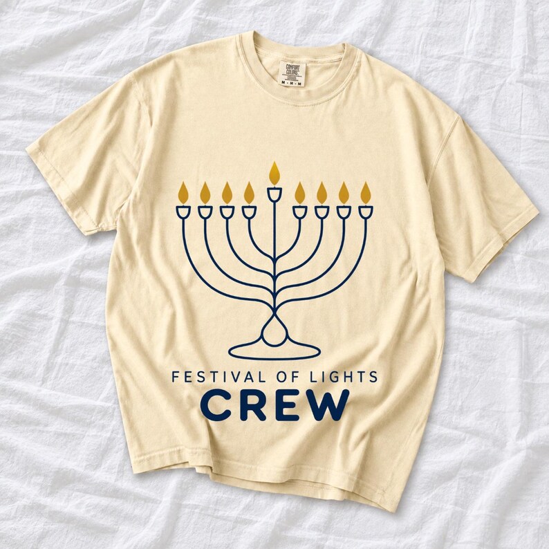 «Festival of Lights Crew» — семейный минимализм