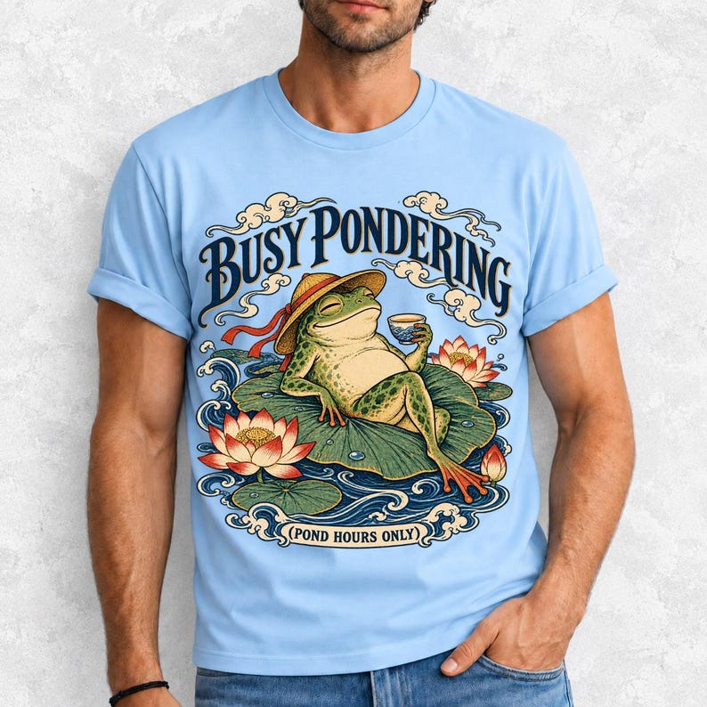 Лягушка «Busy Pondering (Pond Hours Only)»
