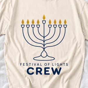 «Festival of Lights Crew» — семейный минимализм