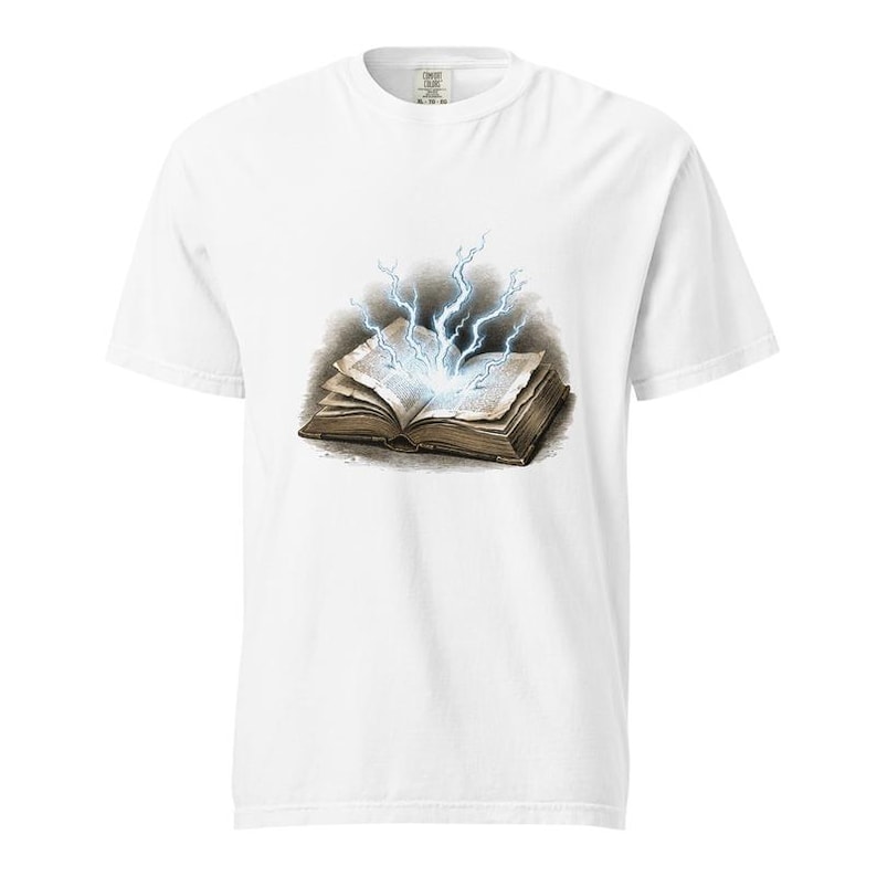Spellbook Shirt, Witchy Spellbook Tee, Comfort Colors Magic Book T-shirt, Dark Academia Grimoire Shirt, Fantasy Grimoire Tee afbeelding 4