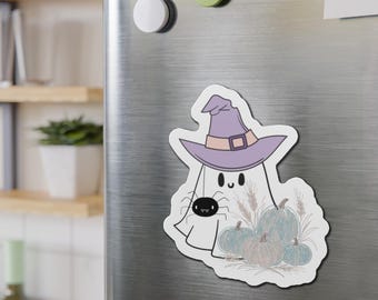 Aimant découpé représentant un adorable fantôme avec un chapeau de sorcière | Décoration citrouille d'Halloween pastel
