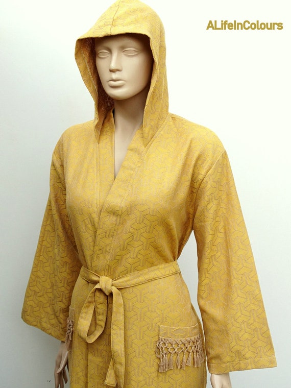 Yellow hooded robe Clearance
