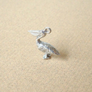 pelican charm cast in sterling silver .925