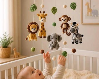 Móvil infantil de animales de safari hecho a mano en ganchillo, decoración de guardería con temática de la jungla: león, jirafa, elefante, mono y cebra.