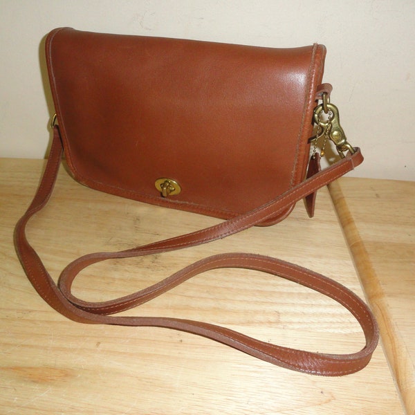 Vintage Tan Brown Leather COACH Crossbody Bag No. 9755 Made In USA