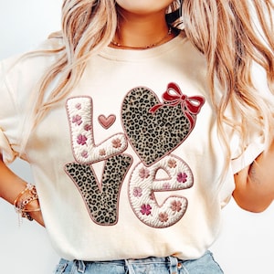 Lampart Love Clover Png, Haftowana Kokarda Miłości Png, Walentynki z Dniem Świętego Patryka Png, Kokarda z Serca Lamparta Love Png, Plik Cyfrowy