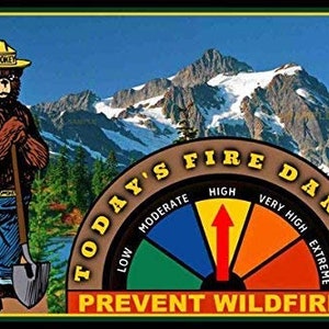 Señal de peligro de incendio con esfera ajustable Smokey Bear de 8" x 12" de metal fabricada en EE. UU. Cabaña rústica de madera del Servicio Forestal de EE. UU.