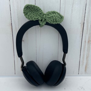 Crochet Sprout Leaf Wrap for Headphones