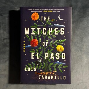 Las brujas de El Paso de Luis Jaramillo. Primera edición, primera impresión. Tapa dura. En excelente estado. imagen 1