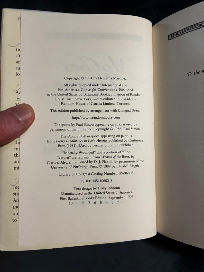 Muttersprache von Demetria Martínez, 1996, Erstausgabe, sehr gut erhalten. Bild 3