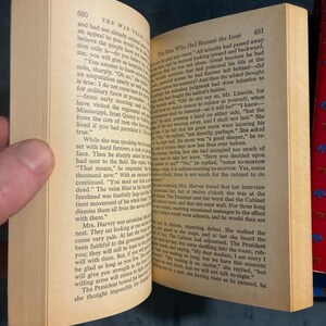 Abraham Lincoln: The Prairie Years and The War Years by Carl Sandburg 1960 Dell Publishing image 8