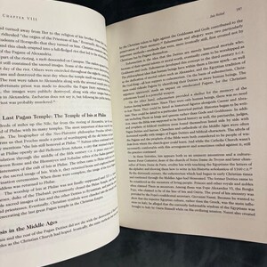 Isis Magic: Cultivating a Relationship with the Goddess of 10,000 Names by M. Isidora Forrest 2001 First Edition First Printing Very Good image 5