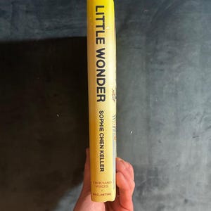 Little Wonder de Sophie Chen Keller, 2026, primera edición, primera impresión, casi perfecto/muy bueno. imagen 7
