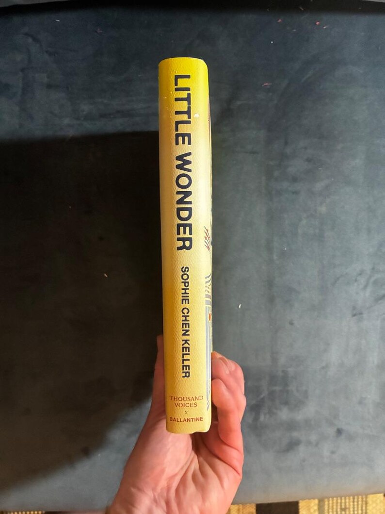 Little Wonder de Sophie Chen Keller, 2026, primera edición, primera impresión, casi perfecto/muy bueno. imagen 7