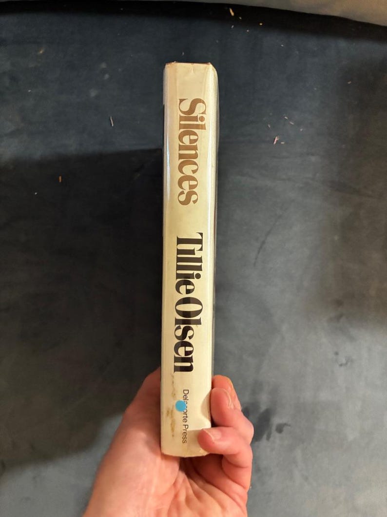Silences di Tillie Olsen, 1978, Prima edizione, Prima stampa, Quasi perfetto/Ottimo, Copertina rigida immagine 6