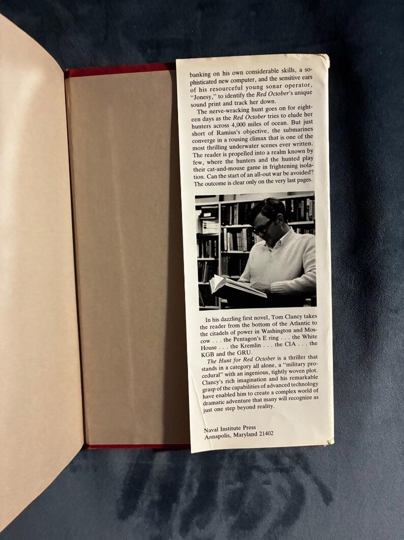 The Hunt for Red October by Tom Clancy 1984 First Edition 5th Printing Near Fine/Very Good Hardcover image 5