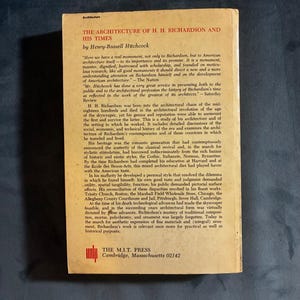 Livre d'architecture de H.H. Richardson : Henry-Russell Hitchcock, édition de 1975 (bon état) image 7