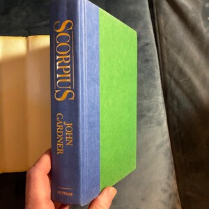 Scorpius by John Gardner 1988 First Edition First Printing Near Fine/VG+ Hardcover image 9