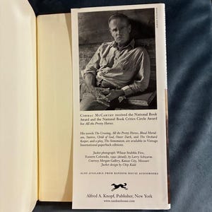 Ciudades de la llanura, de Cormac McCarthy, 1998. Primera edición, primera impresión. Excelente/Casi excelente estado. imagen 5