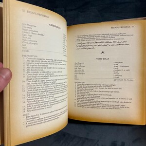 Libro de cocina Marriott Hot Shoppes: Sesenta años de cocina estadounidense (Primera edición de 1987) imagen 8