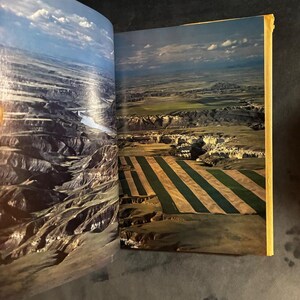 Het verkennen van de valleien van Amerika: van de Shenandoah tot de Rio Grande, door de National Geographic Society, 1984, eerste editie. In bijna perfecte/zeer goede staat. afbeelding 5