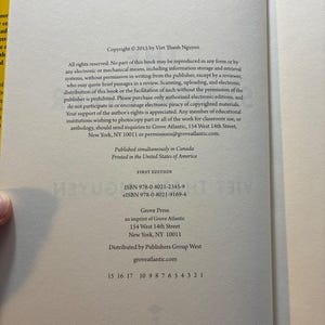 Der Sympathisant von Viet Thanh Nguyen, Erstausgabe, erster Druck, nahezu neuwertig, Hardcover. Bild 2