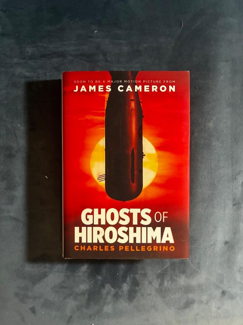 Fantasmi di Hiroshima di Charles Pellegrino 2025 Prima edizione Prima stampa Quasi perfetto/Quasi perfetto immagine 1