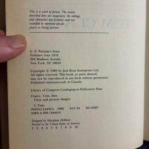 Clear and Present Danger by Tom Clancy 1989 First Edition First Printing Fine/Near Fine image 3