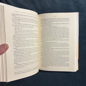 The Gates of the Alamo by Stephen Harrigan 2000 First Edition First Printing Near Fine/VG+ Hardcover image 4