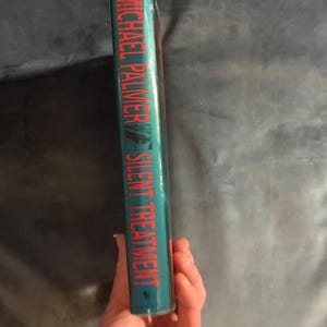 Silent Treatment by Michael Palmer 1995 First Edition Near Fine/Very Good image 7