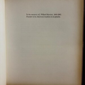 Libro de cocina Marriott Hot Shoppes: Sesenta años de cocina estadounidense (Primera edición de 1987) imagen 6