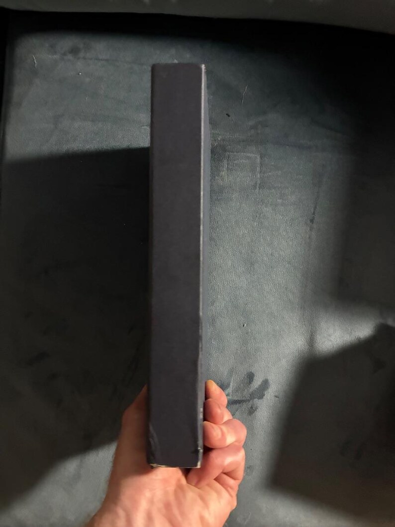 The Twelve Caesars by Suetonius First Edition 16th Printing Fine image 3