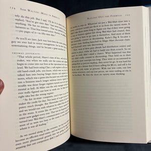 Sam Walton: Made in America — My Story by Sam Walton with John Huey 1992 First Edition First Printing Near Fine/Very Good Hardcover image 4