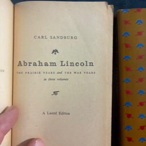 Abraham Lincoln: The Prairie Years and The War Years by Carl Sandburg 1960 Dell Publishing image 5