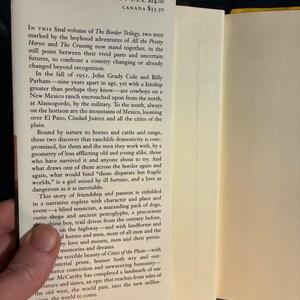 Ciudades de la llanura, de Cormac McCarthy, 1998. Primera edición, primera impresión. Excelente/Casi excelente estado. imagen 2