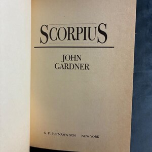 Scorpius by John Gardner 1988 First Edition First Printing Near Fine/VG+ Hardcover image 8