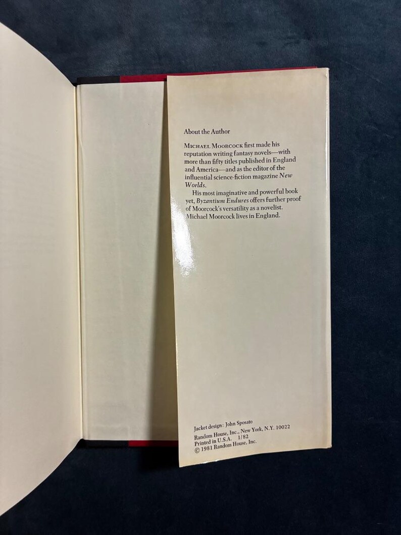 Bizancio perdura, de Michael Moorcock, 1981. Primera edición, primera impresión. En muy buen estado. Tapa dura. imagen 5