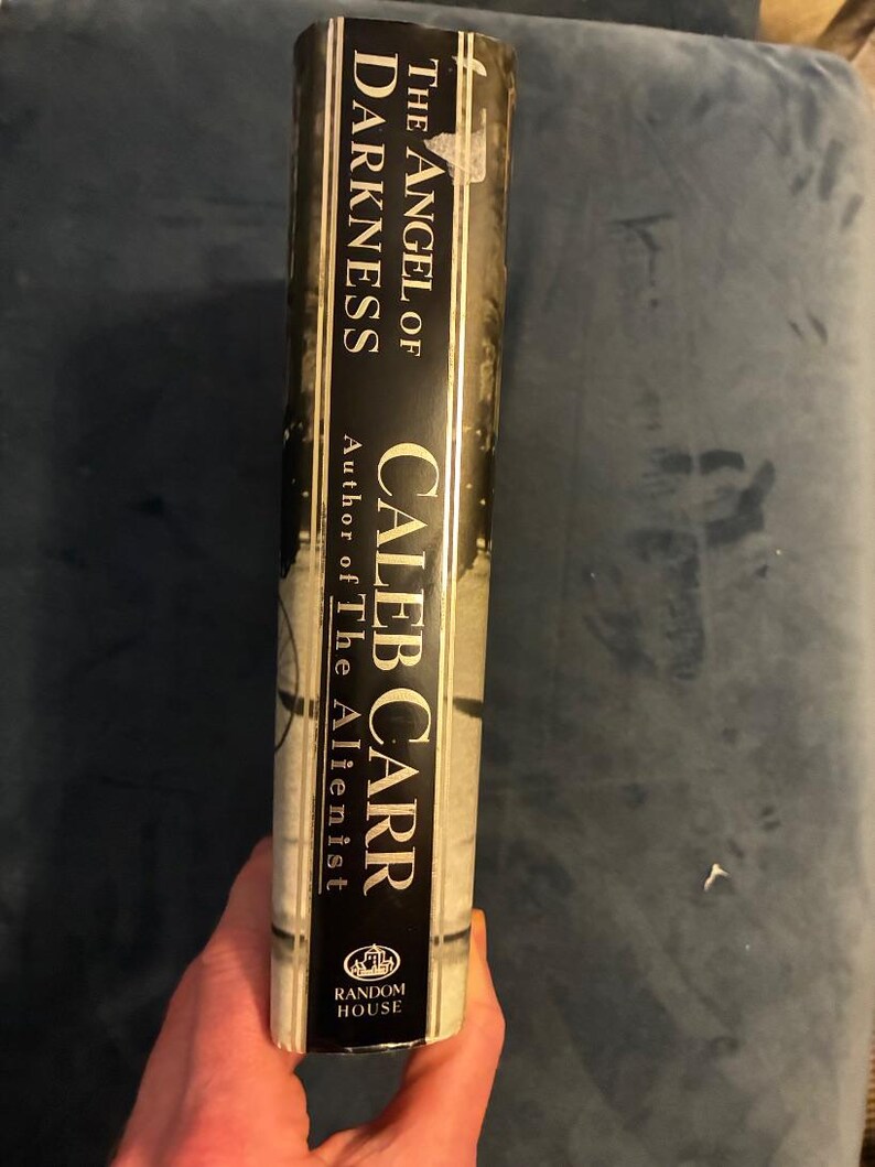 El ángel de la oscuridad de Caleb Carr. Primera edición. Primera impresión. Casi perfecto/Muy buen estado. imagen 9