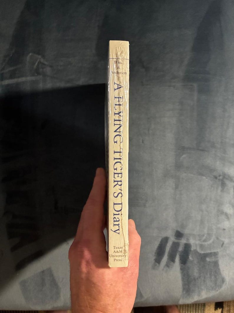 A Flying Tiger's Diary by Charles Bond, Jr., Terry H. Anderson, Texas A&M New in Wrapper image 3