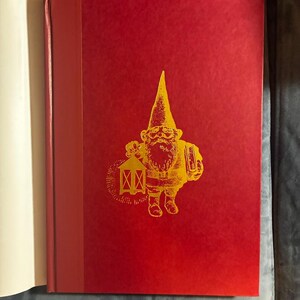 Gnomos de Wil Huygen; ilustrado por Rien Poortvliet 1977 Primera edición Reimpresión Casi perfecto/Casi perfecto imagen 7